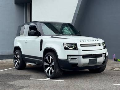 2021 Land Rover Defender 110 P300 SE