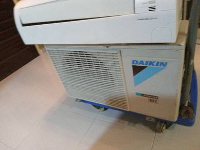 Daikin inverter 1hp aircon R32