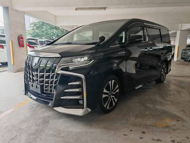 Toyota Alphard SC in Desa Petaling, KUL