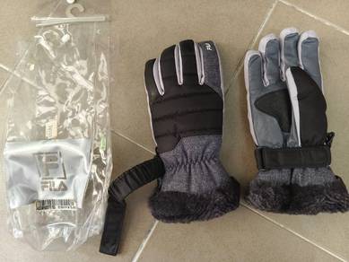 Cycling hand gloves