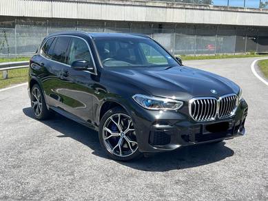 BMW X5 xDRIVE45e M SPORT in Serdang, KUL
