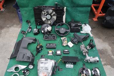 Mitsubishi Xpander Engine ecu Set