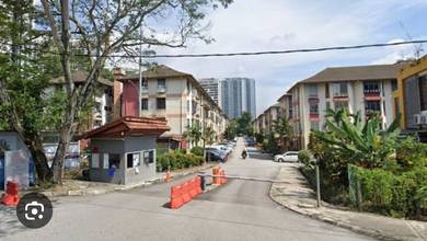 Apartment For Rent in Rampai Court