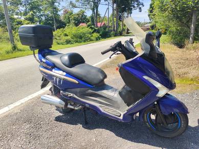 Sym GTS 200