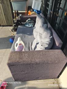 Sofa 3 Seater (Let Go)