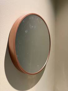 Mirror Round