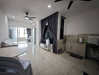 Condominium For Rent in Manhattan Suites @ ITCC