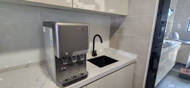 Hydrogen / Alkaline Dispenser ,,,,,,,,,, D34i