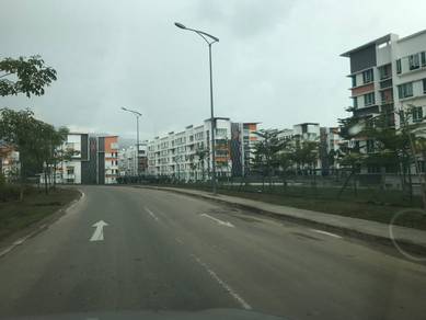 Condominium For Rent in University Utama Condominium