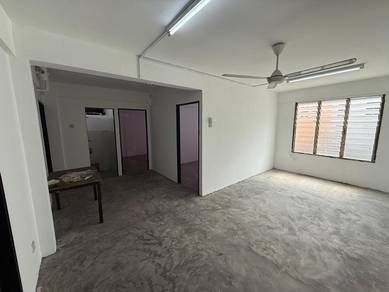 Flat For Sale in Flat Sri Lanang (Desa Tebrau)