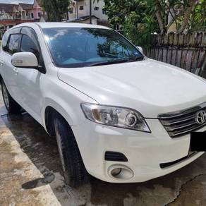 Toyota Vanguard 240G in Sarikei, SWK