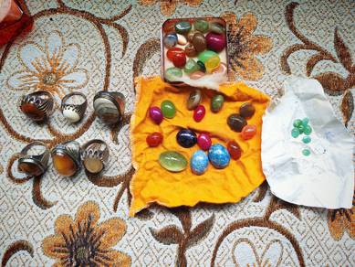 Batu permata dan cincin
