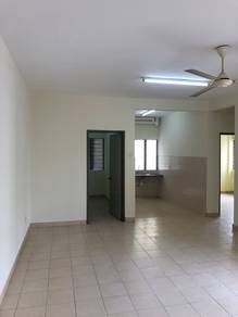 Apartment For Sale in Kasuarina Apartment