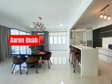 Condominium For Rent in Gurney Paragon