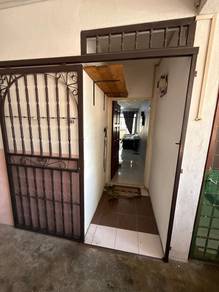 Condominium For Sale in Halaman Cendana