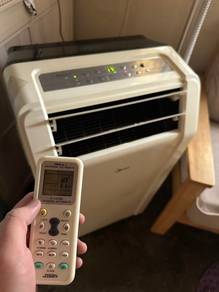 Midea portable aircond 1.5HP aircond (used)