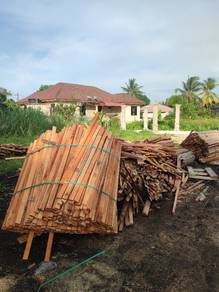 Kayu saiz 1x2 panjang 4.2 kaki 5377