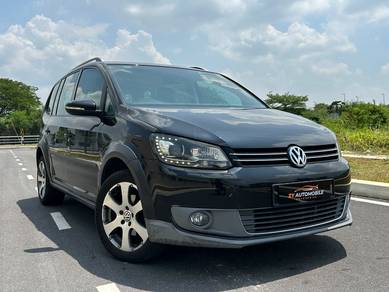 Volkswagen Touran in Puchong, SGR