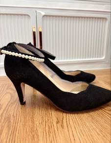 Black Heels with Pearls size 36
