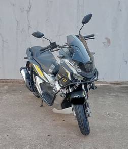 Honda ADV 150