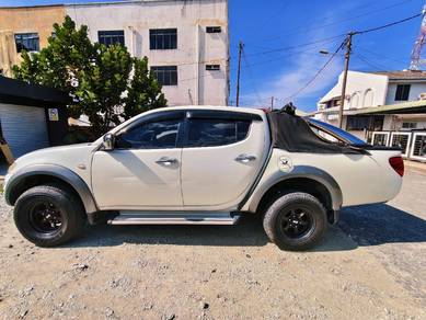 Mitsubishi Triton STANDARD in Kota Bharu, KTN