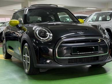 Mini Cooper SE in Chan Sow Lin, KUL