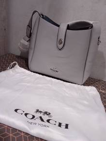 coach