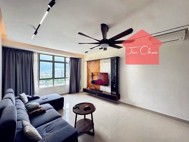Condominium For Sale in All Seasons Park