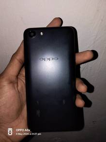 fon oppo ada dalam keadaan baik tidak calar 