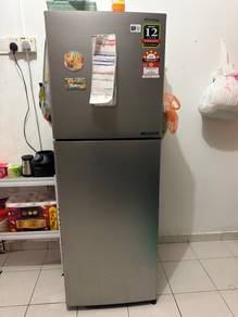 Peti Sejuk Sharp J-Tech Inverter