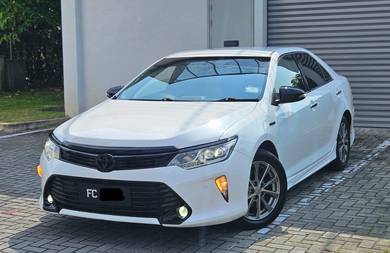 2017 Toyota Camry HYBRID LUXURY