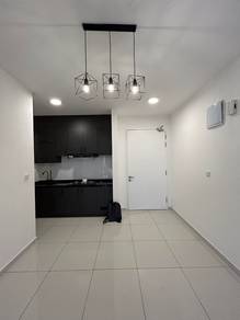 Condominium For Rent in Kenwingston Platz