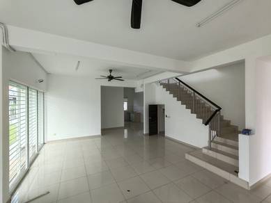 Semi-Detached House For Rent in Setia Alam,SGR