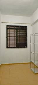 Room in Petaling Jaya, SGR