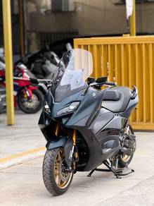 Yamaha TMAX
