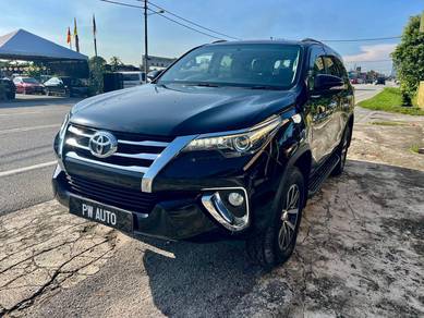 Toyota Fortuner SRZ 4X4 in Kajang, SGR