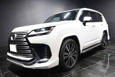 Lexus LX 600 F SPORT in I-City, SGR