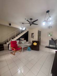 Semi-Detached House For Sale in Setia Alam,SGR