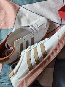 kasut casual/futsal
