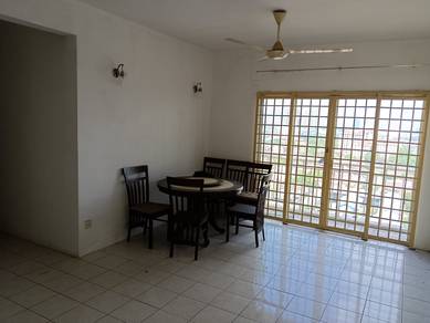 Condominium For Sale in Prai Inai Condominium