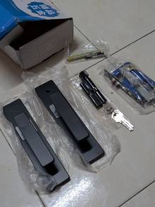 Silent door lock new