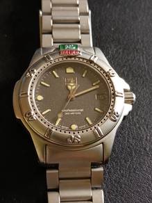 Tag Heuer 4000 series Grey Dial