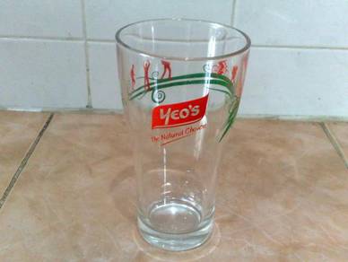 Cawan yeo's glass cup