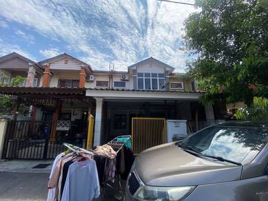 2-storey Terraced House For Sale in Banting,SGR