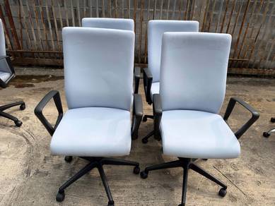 Fabric Highback Kerusi Office Chair