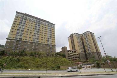 Condominium For Sale in Puncak Banyan
