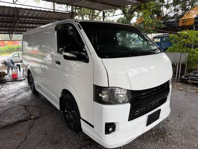 Toyota Hiace in Permatang Pauh, PNG