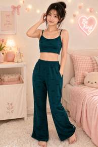 set wanita
