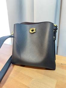 Coach (Willow Bucket) Medium size