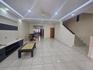 2.5-storey Terraced House For Sale in Seri Kembangan,SGR